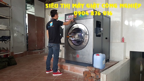 Bàn giao máy giặt công nghiệp cho khách sạn ở Thanh Hóa