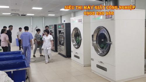 Thiết bị máy giặt công nghiệp được lắp đặt cho bệnh viện ở Yên Bái