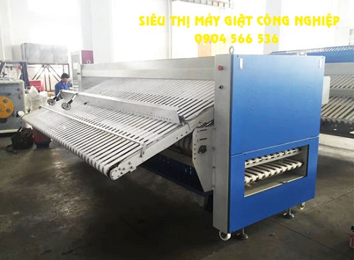 Máy gấp đồ vải tốc độ cao