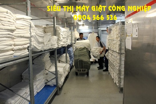 Giao trả đồ vải cho khách hàng