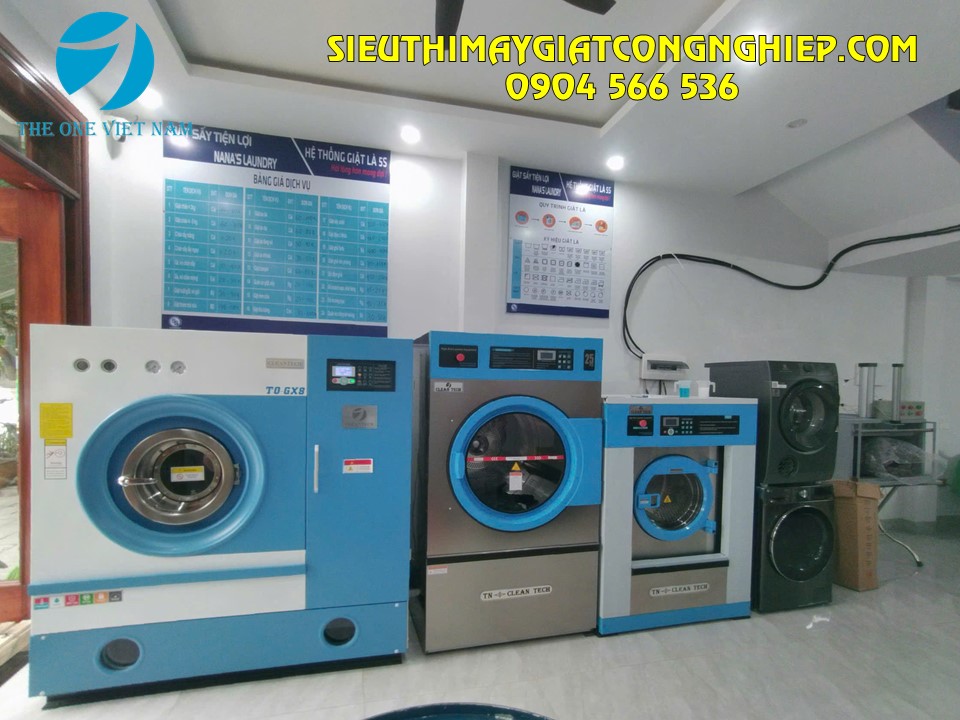 Xả kho đầy đủ thiết bị cần có trong cửa hàng giặt là