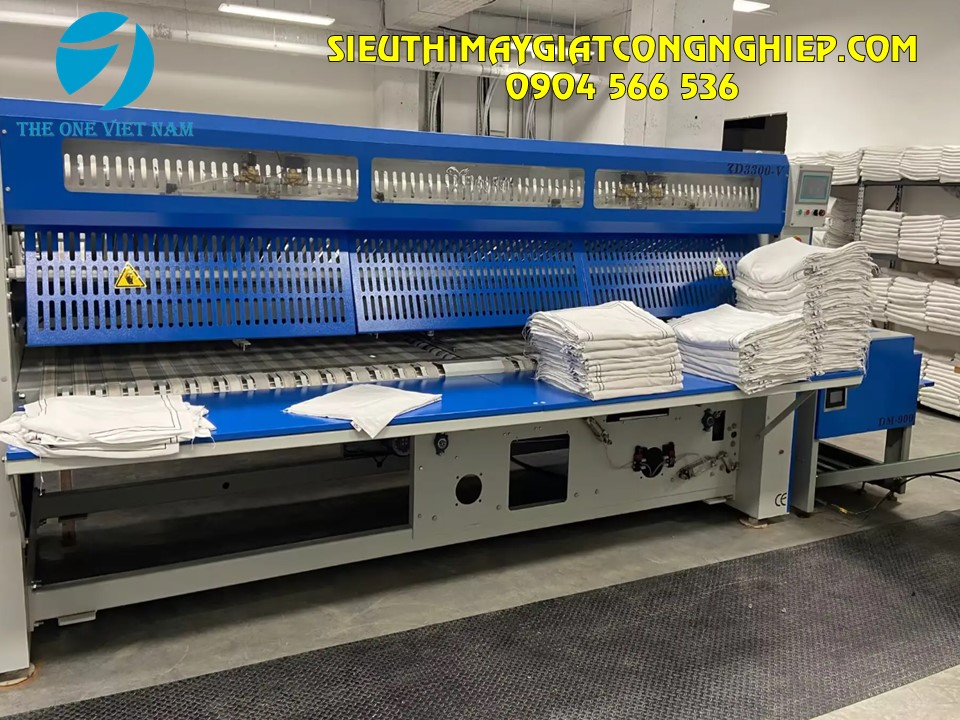 Lắp đặt máy gấp ga khổ 3.3m cho khách sạn tại Phú Quốc